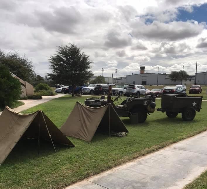 Reenactors pic.tents